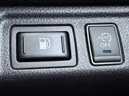 Nissan Navara 2.3 dCi Acenta 4WD Euro 6 (s/s) 4dr at 26th