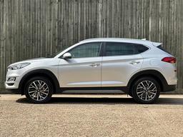 Hyundai TUCSON 1.6 GDi Premium Euro 6 (s/s) 5dr at 7th