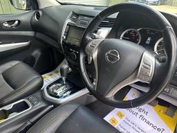 Nissan Navara 2.3 dCi N-Guard Auto 4WD Euro 6 4dr at 29th