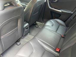 Volvo XC60 2.0 D4 SE Nav Euro 6 (s/s) 5dr at 12th