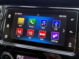 Mitsubishi L200 2.4 DI-D DC Barbarian 4WD Euro 6 4dr at 5th