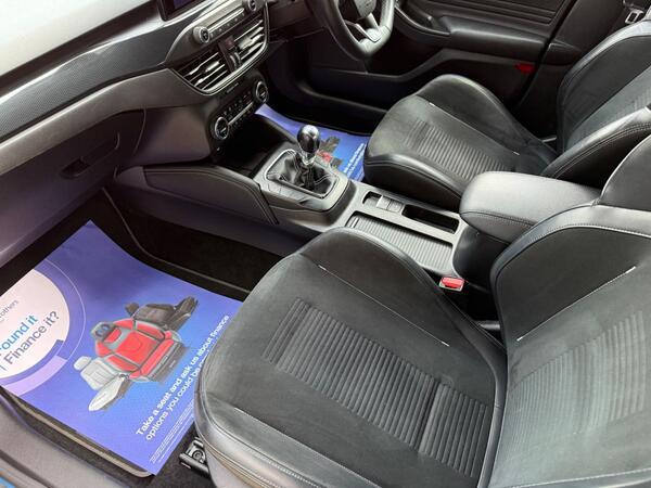 Ford Focus 2.3T EcoBoost ST Euro 6 (s/s) 5dr