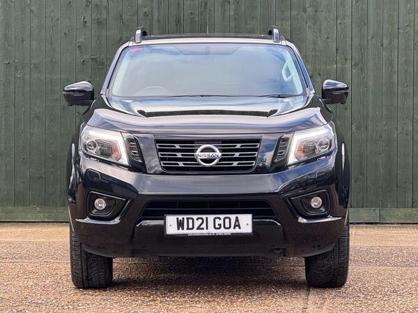 Nissan Navara 2.3 dCi N-Guard Auto 4WD Euro 6 4dr