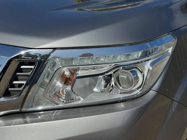 Nissan Navara 2.3 dCi Tekna Auto 4WD Euro 6 4dr