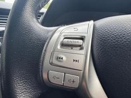 Nissan Navara 2.3 dCi Tekna Auto 4WD Euro 6 4dr at 17th