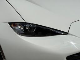 Mazda MX-5 RF 2.0 SKYACTIV-G SE-L Nav Euro 6 2dr at 39th