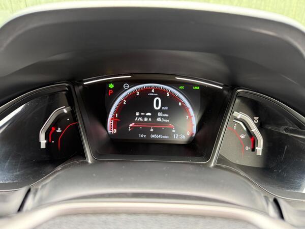 Honda Civic 1.5 VTEC Turbo Sport CVT Euro 6 (s/s) 5dr