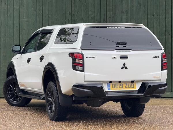 Mitsubishi L200 2.4 DI-D DC Challenger Auto 4WD Euro 6 4dr