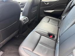 Nissan Navara 2.3 dCi Tekna 4WD Euro 5 4dr at 20th