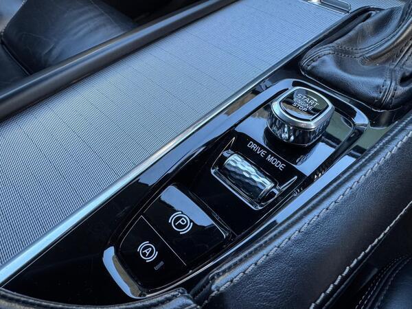 Volvo XC90 2.0 D5 PowerPulse Inscription Auto 4WD Euro 6 (s/s) 5dr