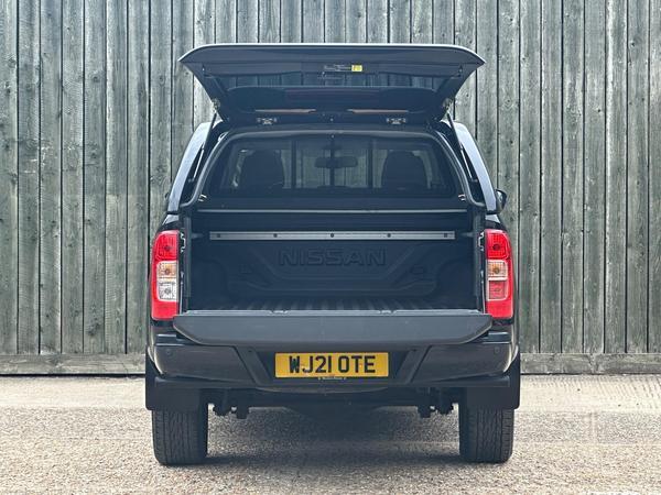 Nissan Navara 2.3 dCi N-Guard 4WD Euro 6 (s/s) 4dr
