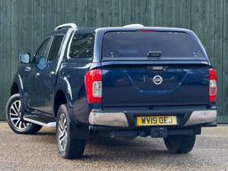 Nissan Navara 2.3 dCi Tekna Auto 4WD Euro 6 4dr at 15th