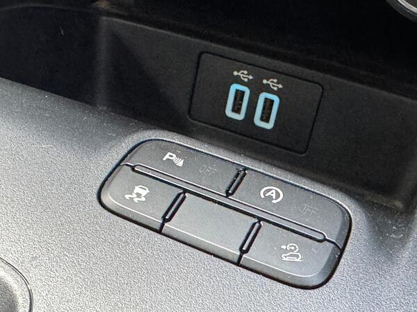 Ford Ranger 2.0 EcoBlue Limited Auto 4WD Euro 6 (s/s) 4dr