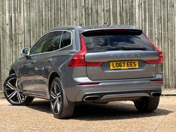 Volvo XC60 2.0 T5 R-Design Auto AWD Euro 6 (s/s) 5dr at 12th
