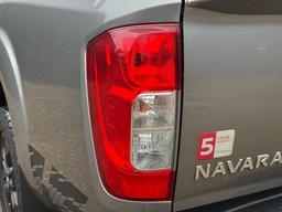 Nissan Navara 2.3 dCi N-Guard Auto 4WD Euro 6 4dr at 43th