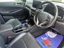 Hyundai TUCSON 1.6 GDi Premium Euro 6 (s/s) 5dr at 12th