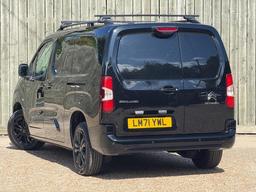 Citroen Berlingo 1.5 BlueHDi 950 Driver XL Pro EAT8 LWB Euro 6 (s/s) 6dr at 12th