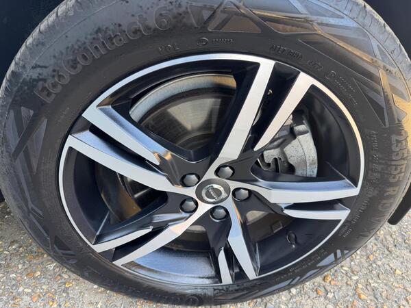 Volvo XC60 2.0 D4 R-Design Auto Euro 6 (s/s) 5dr