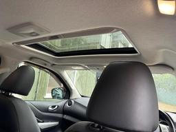 Nissan Navara 2.3 dCi N-Guard Auto 4WD Euro 6 4dr at 56th