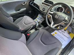Honda Jazz 1.2 i-VTEC S Euro 5 5dr at 7th