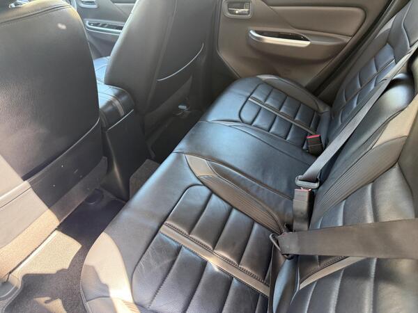 Mitsubishi L200 2.4 DI-D DC Barbarian Auto 4WD Euro 6 4dr