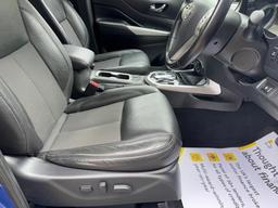 Nissan Navara 2.3 dCi N-Guard Auto 4WD Euro 6 4dr at 5th