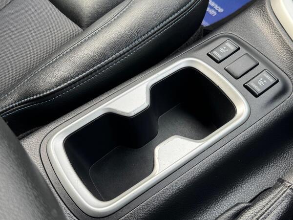 Nissan Navara 2.3 dCi N-Guard Auto 4WD Euro 6 4dr