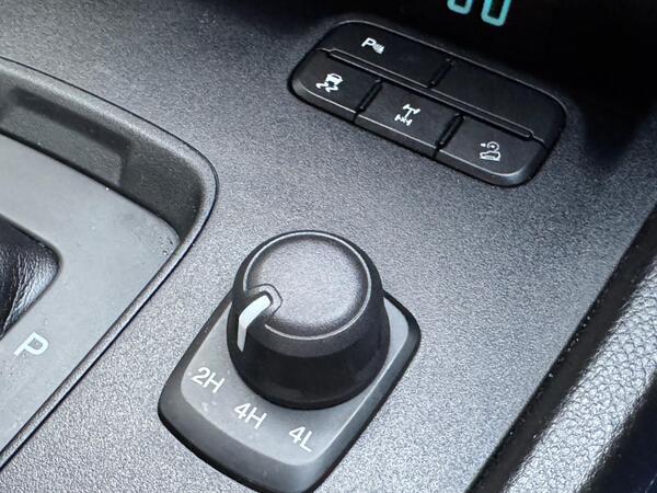 Ford Ranger 2.0 EcoBlue Stormtrak Pickup Double Cab 4dr Diesel Auto 4WD Euro 6 (s/s) (213 ps)