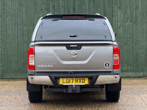 Nissan Navara 2.3 dCi Tekna Auto 4WD Euro 6 4dr
