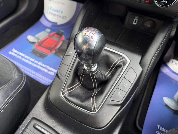 Ford Focus 2.3T EcoBoost ST Euro 6 (s/s) 5dr