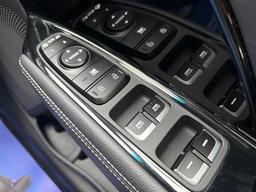 Kia Niro 64kWh 4+ Auto 5dr at 34th