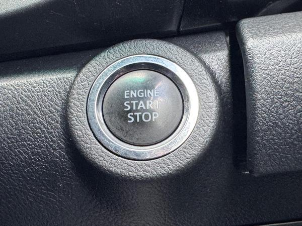 Toyota Hilux 2.8 D-4D Invincible X Auto 4WD Euro 6 (s/s) 4dr