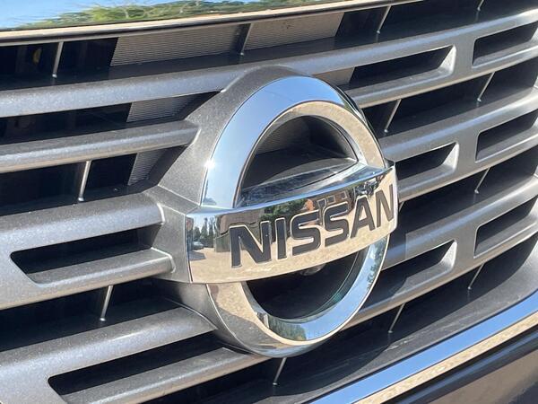 Nissan Navara 2.3 dCi Tekna 4WD Euro 6 (s/s) 4dr