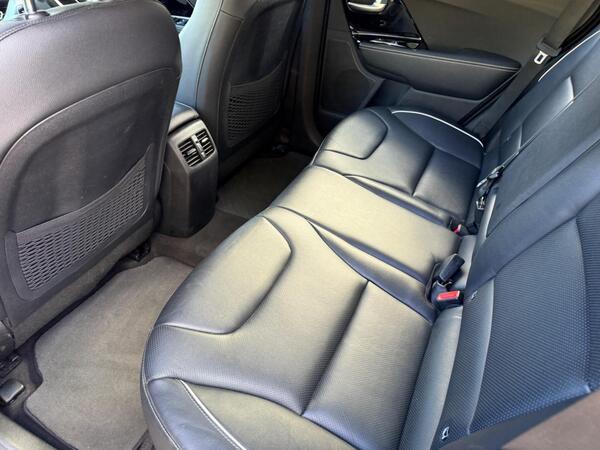 Kia Niro 64kWh 4+ Auto 5dr