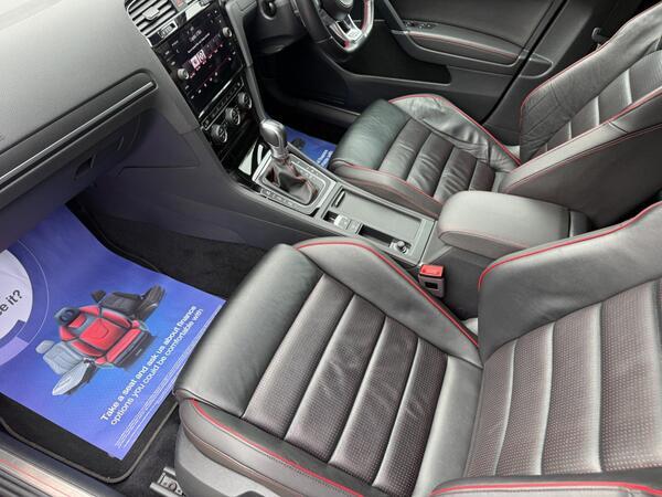 Volkswagen Golf 2.0 TSI GTI DSG Euro 6 (s/s) 5dr