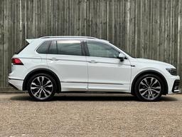 Volkswagen Tiguan 2.0 TDI R-Line DSG 4Motion Euro 6 (s/s) 5dr at 20th