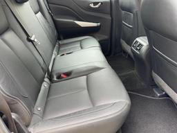 Nissan Navara 2.3 dCi Tekna Auto 4WD Euro 6 4dr at 46th