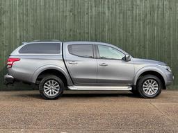 Mitsubishi L200 2.4 DI-D DC Barbarian Auto 4WD Euro 6 4dr at 9th