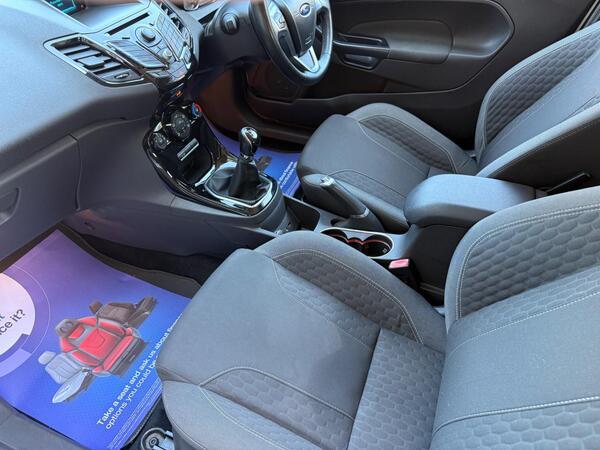 Ford Fiesta 1.0T EcoBoost Zetec S Euro 5 (s/s) 3dr