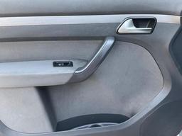 Volkswagen Touran 1.6 TDI SE Euro 5 5dr at 28th