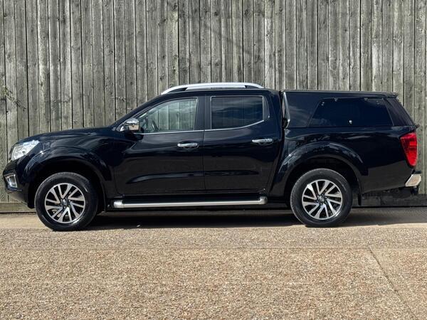 Nissan Navara 2.3 dCi Tekna 4WD Euro 5 4dr