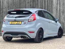 Ford Fiesta 1.6T EcoBoost ST-200 Euro 6 3dr at 2th
