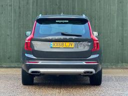 Volvo XC90 2.0 D5 PowerPulse Inscription Auto 4WD Euro 6 (s/s) 5dr at 9th
