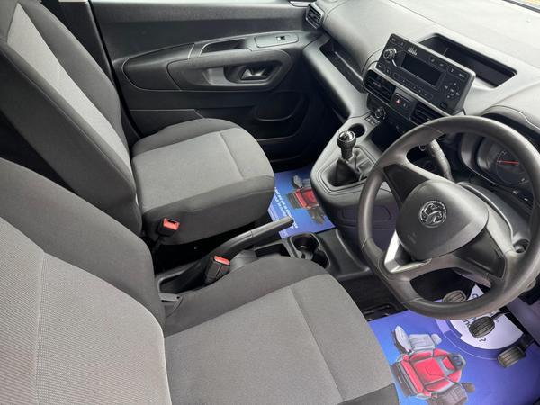 Vauxhall Combo 1.5 Turbo D 2300 Edition L2 H1 Euro 6 (s/s) 4dr