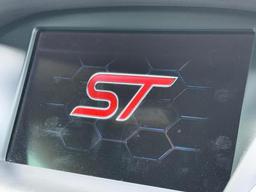 Ford Focus 2.0T EcoBoost ST-3 Euro 6 (s/s) 5dr at 45th