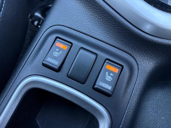 Nissan Navara 2.3 dCi N-Guard Auto 4WD Euro 6 4dr