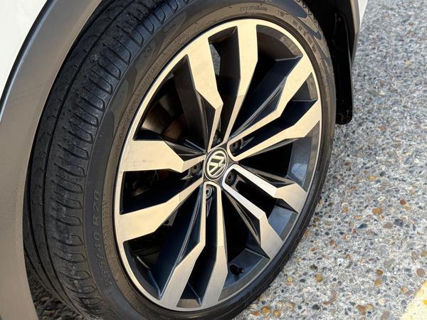 Volkswagen Tiguan 2.0 TDI R-Line Tech DSG 4Motion Euro 6 (s/s) 5dr