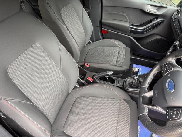 Ford Fiesta 1.0T EcoBoost ST-Line Euro 6 (s/s) 5dr