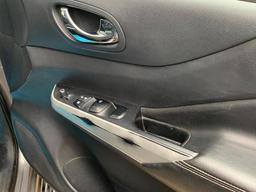 Nissan Navara 2.3 dCi Tekna 4WD Euro 6 (s/s) 4dr at 59th