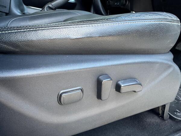 Nissan Navara 2.3 dCi Tekna 4WD Euro 6 (s/s) 4dr